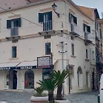 Marcella Full-optional In Centro Storico تروبيا